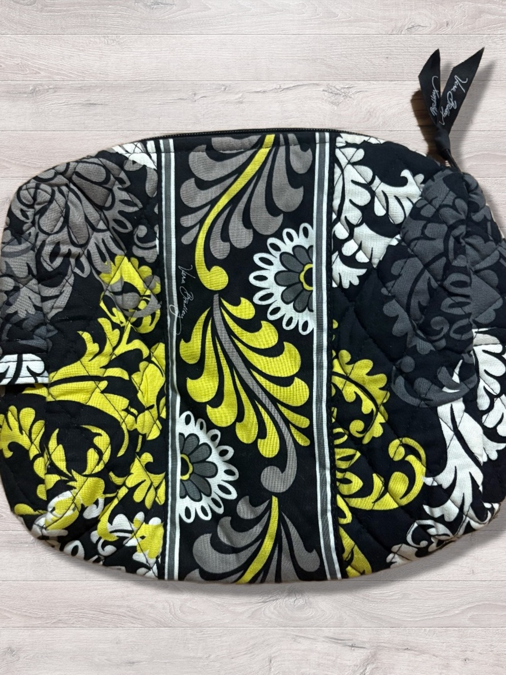 Vera Bradley Large Quilted Cosmetic Bag -Retired Baroque EUC